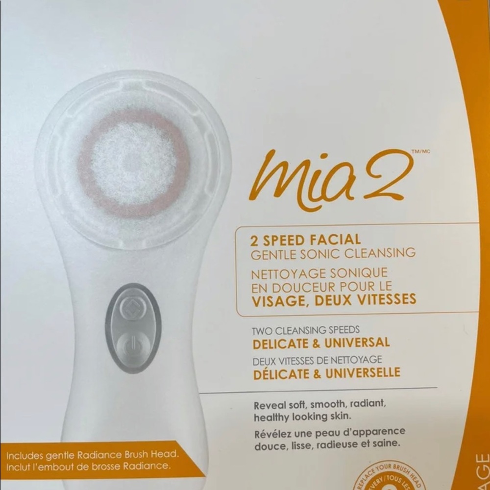 Clarisonic Mia 2 with NEW Radiance head